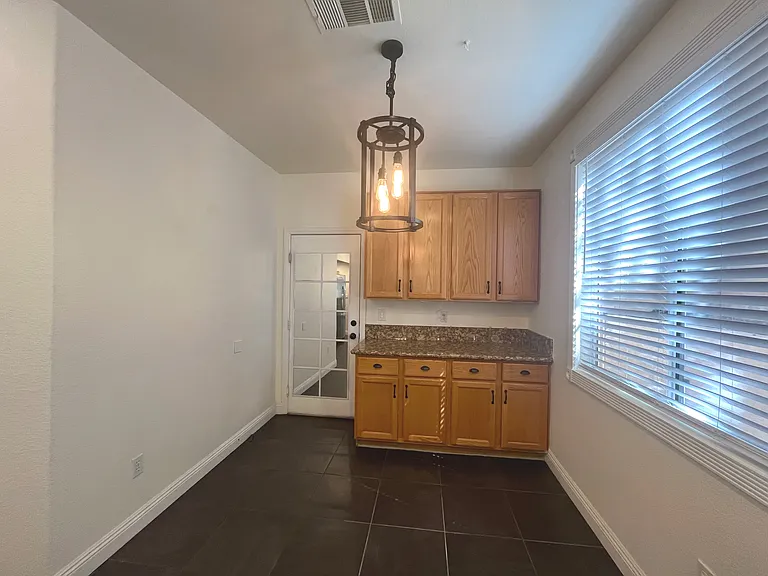 1809 Snow Spring Ln — Photo 22