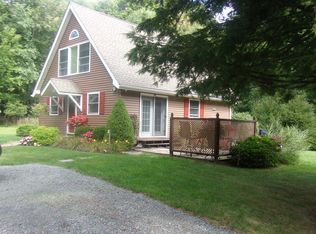 106 Smithview Dr, Greentown, PA 18426