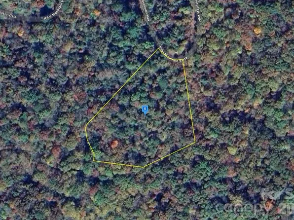 111 Pilot Mountain Vis, Cullowhee, NC 28723
