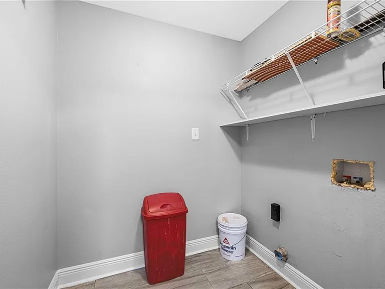 128 Dijon Dr — Photo 10