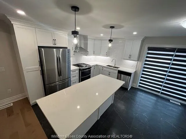 153 Lane St — Photo 6