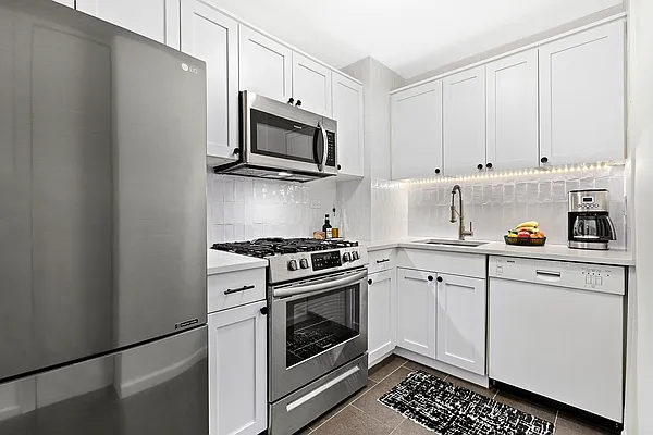 Sold by Corcoran | media 4