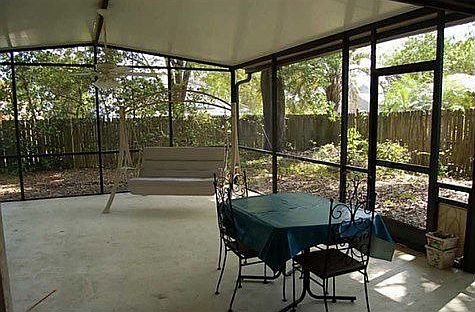 3rd image of 1008 Windsong Cir