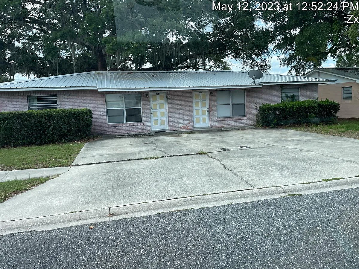Oleander Drive, 303 - 303 Oleander Drive — Photo 1
