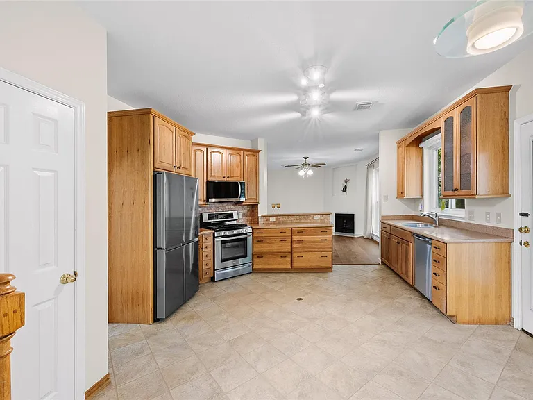 4176 Canyon Glen Cir — Photo 11