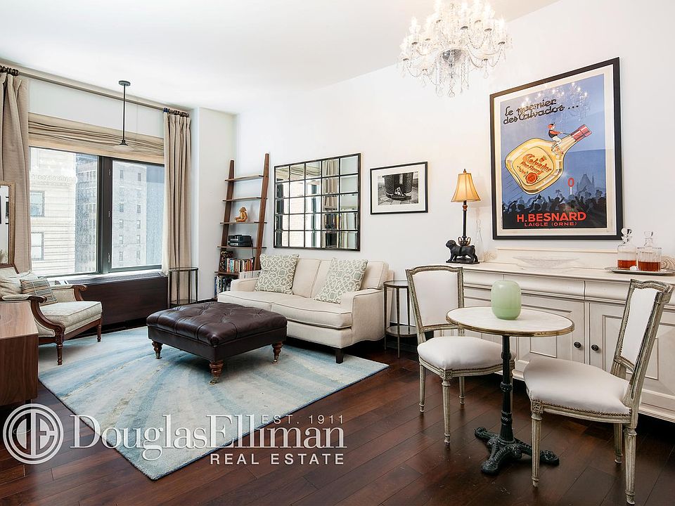 1st image of 40 Broad St APT 22E
