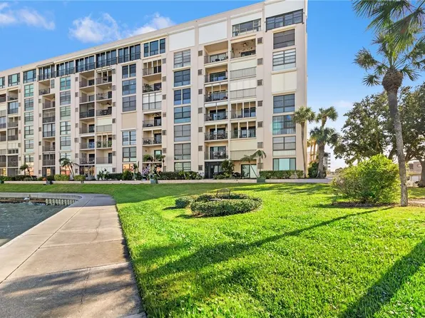 7700 Sun Island Dr S APT 203, South Pasadena, FL 33707