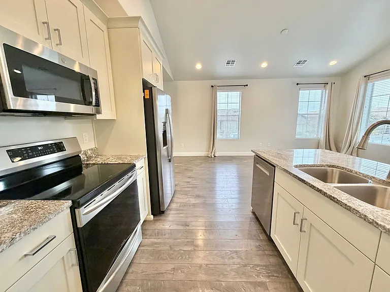 3657 S Sochi Ln — Photo 35