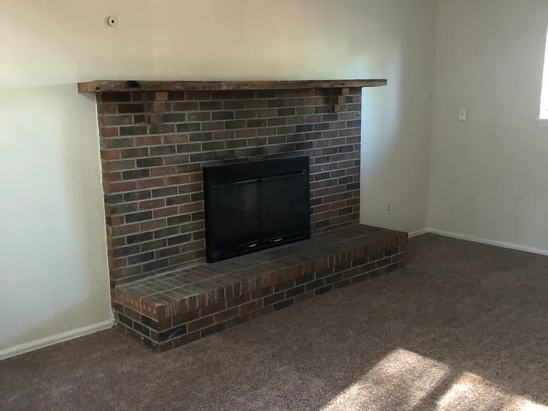 1567 Naples St — Photo 13