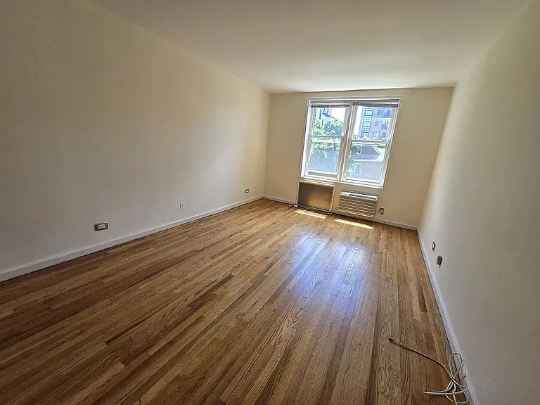 3044 29th St #4 — Photo 21