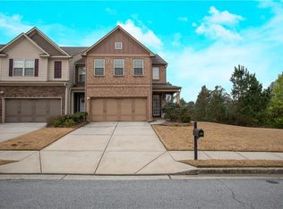 1560 Creek Bend Ln NW, Lawrenceville, GA 30043