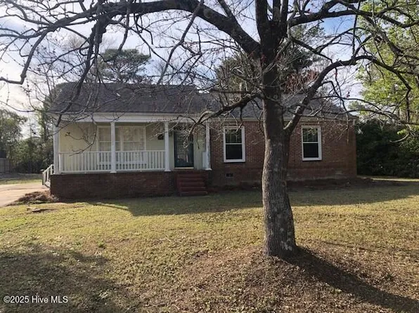 5109 Pine Street, Wilmington, NC 28403