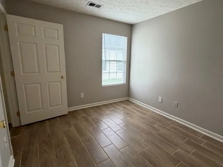 1473 Day Lily Dr — Photo 5