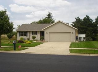 6218 Dominion Dr, Madison, WI 53718