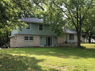 7920 NW Eastside Dr, Weatherby Lake, MO 64152