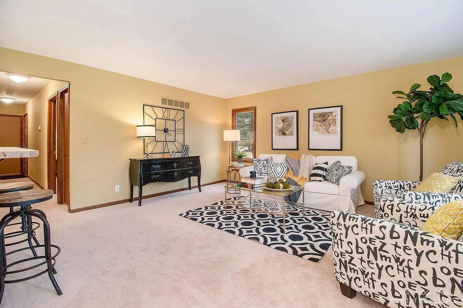 2 bed, 1639 sqft, $2,395 — Photo 3