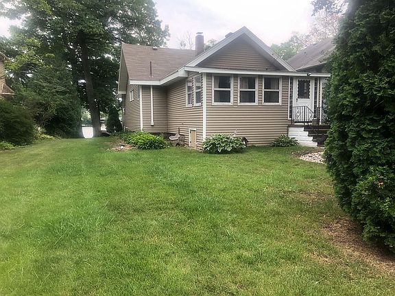 5th image of 42397 N Woodbine Ave