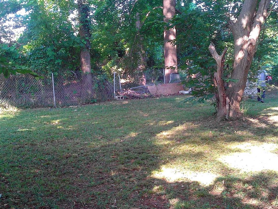 2nd image of 5736 Dellwood Dr