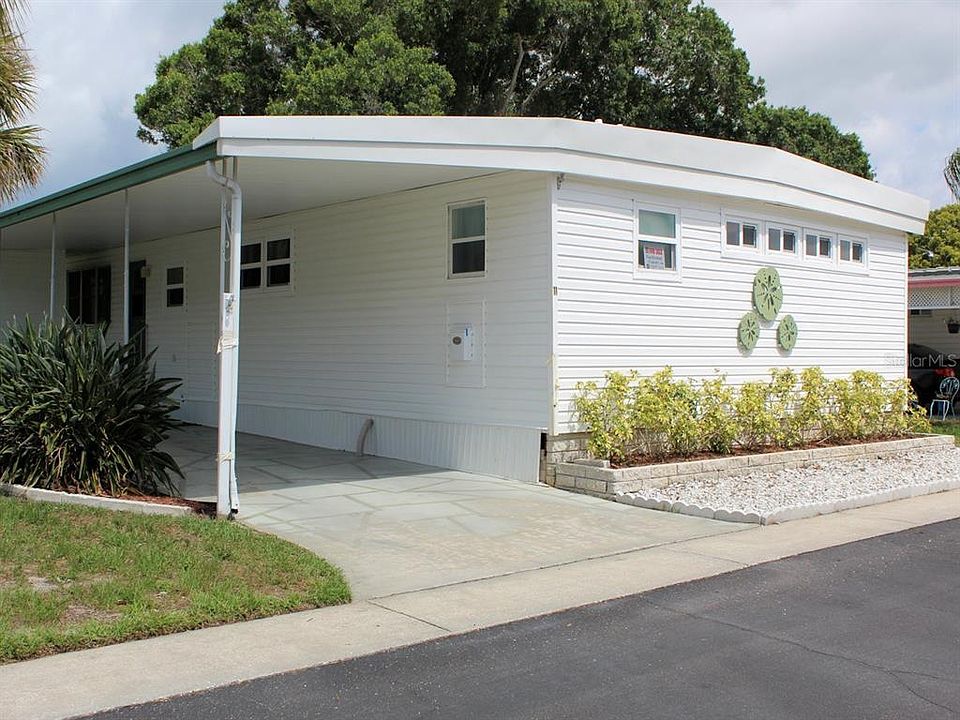1st image of 11 Sabal Palm Dr