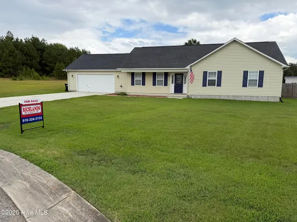 136 Annie Road, Richlands, NC 28574