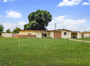 121 Texas Rd, Lehigh Acres, FL 33936