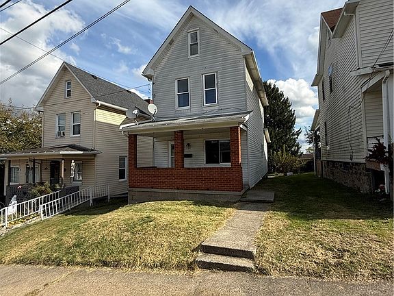 2nd image of 1144 Dennis Ave