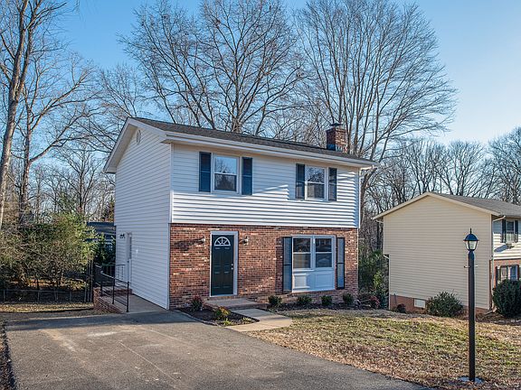 2nd image of 203 Morningside Dr