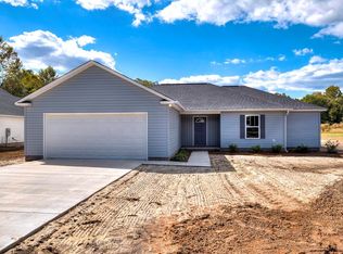 100 Elmwood Ave, Pinewood, SC 29125