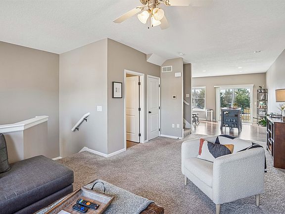 4th image of 6883 Jack London Dr