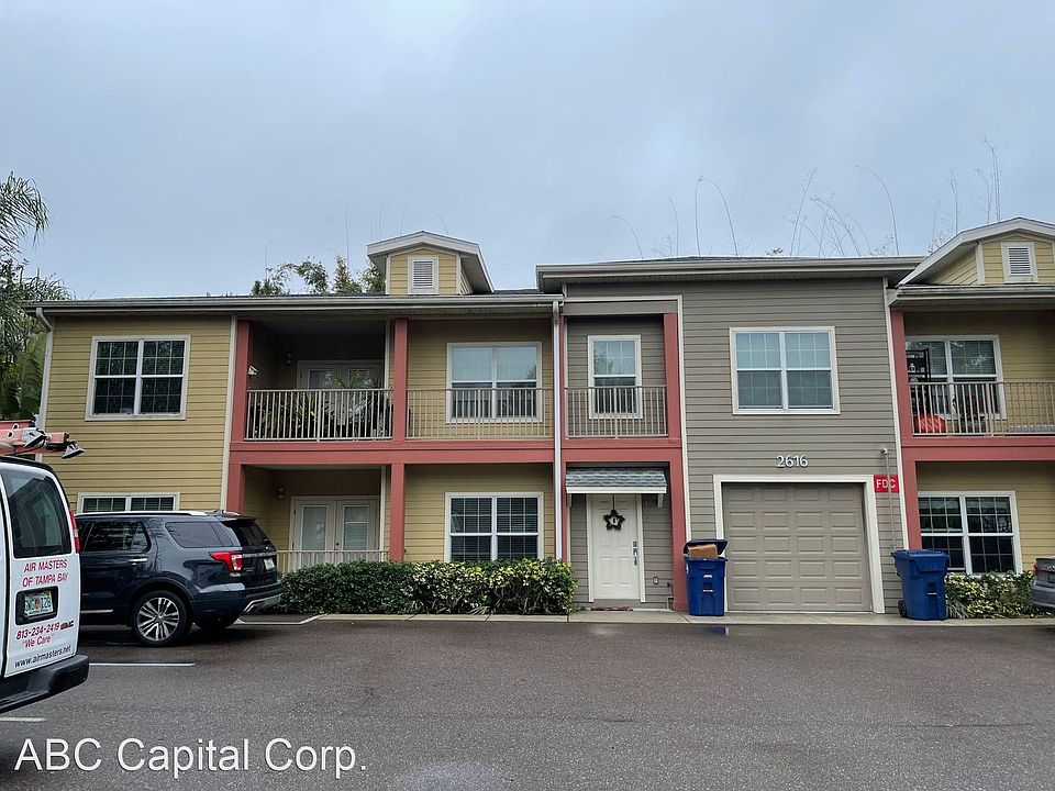 1st image of 2616 W Horatio St #4857699