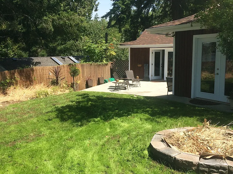 9621 Steamboat Island Rd NW — Photo 4
