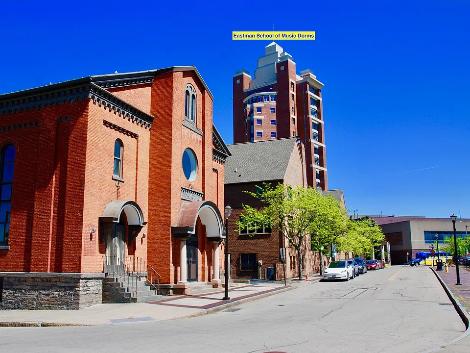 60 Grove St #3
