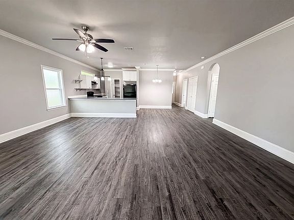 4th image of 107 Griffin St #107