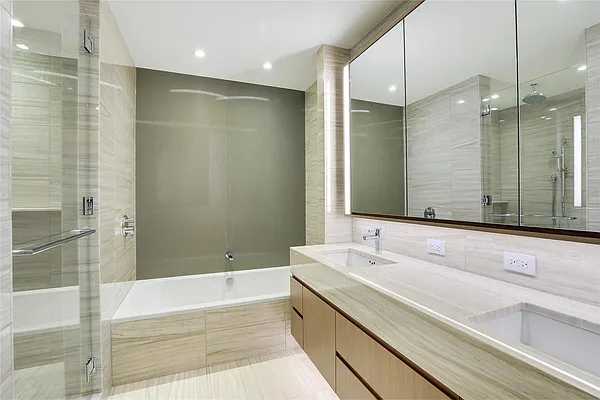 Rented by 50 West Sales Gallery | media 23