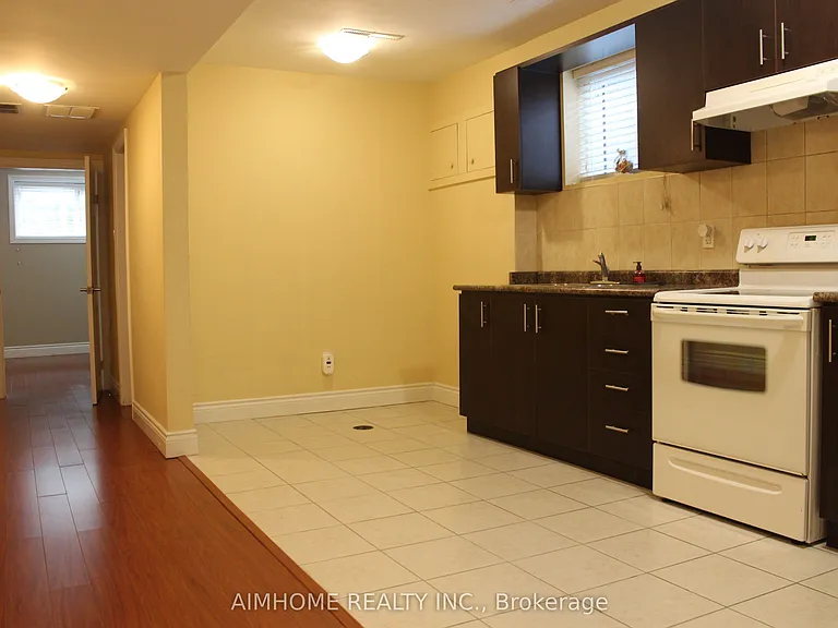100 Fenelon Dr #LOWER — Photo 3