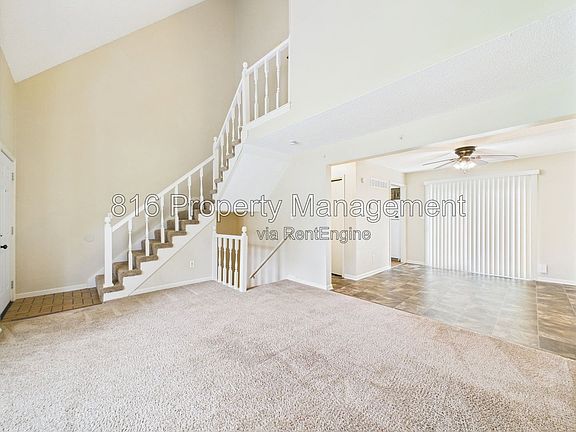 4th image of 168 SW Robin Rd