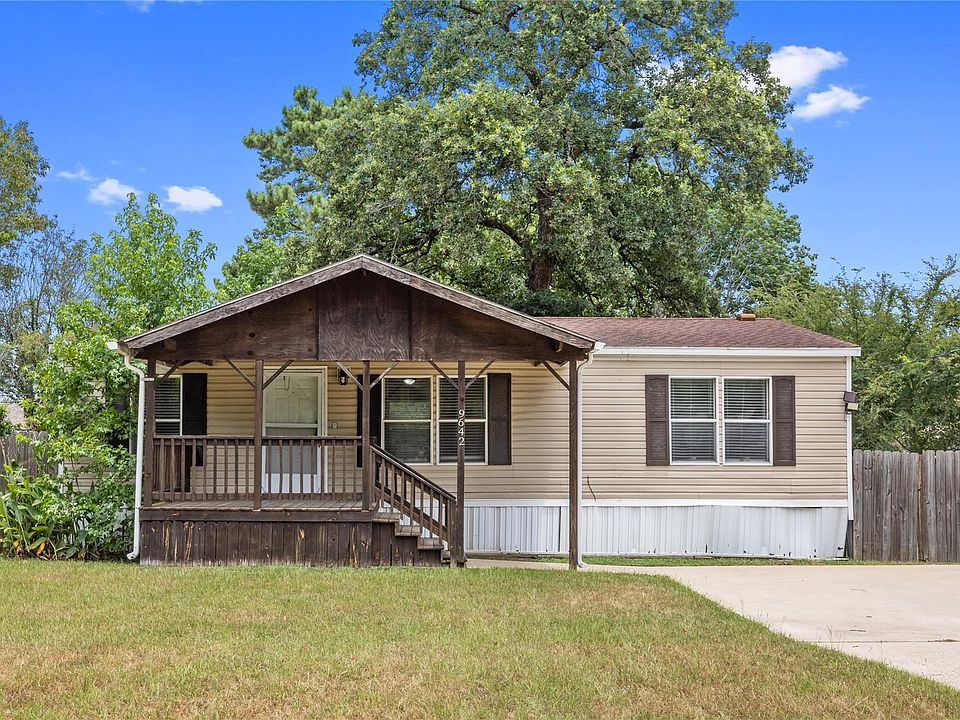 1st image of 9642 Live Oak Trl