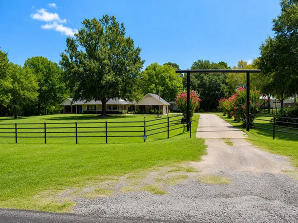 7739 Fm 2419, Elkhart, TX 75839