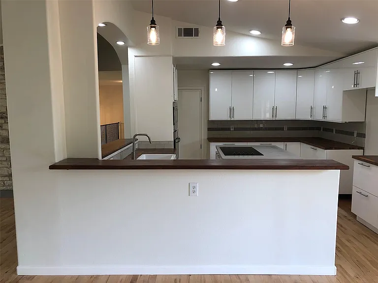 809 Malabar St — Photo 11