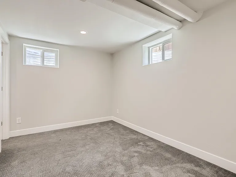 3064 S Winona Ct — Photo 23