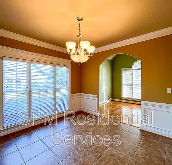 726 Wine Cellar Cir — Photo 9