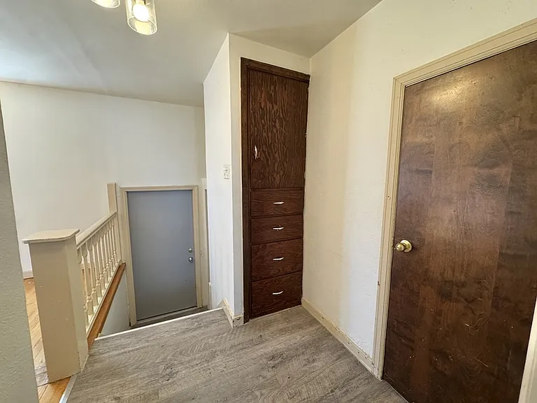 300 S Maple Ave #302 — Photo 8