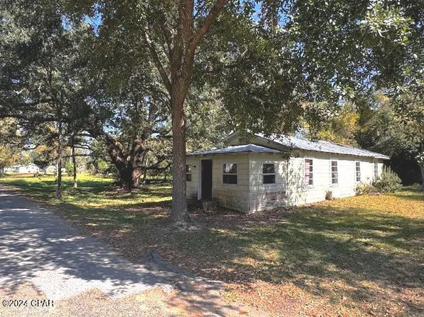 581 7th St, Chipley, FL 32428