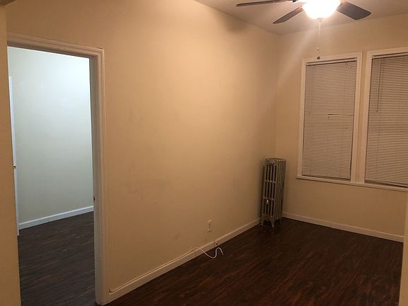 4th image of 2524 30th Ave