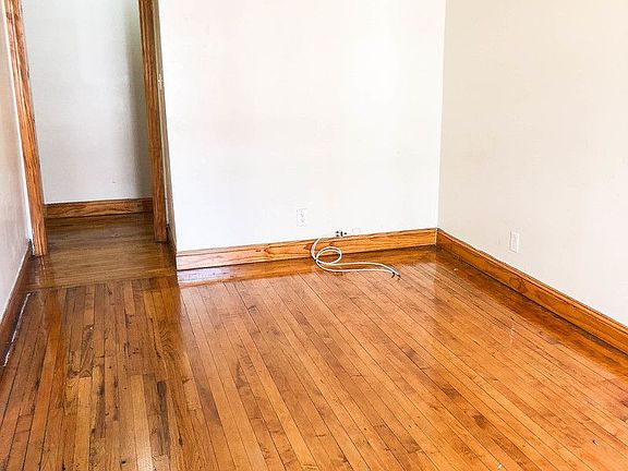 5th image of 470 W 159th St APT 4W