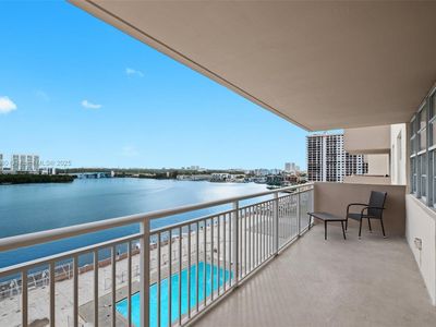 250 174th St APT 902, Sunny Isles Beach, FL, 33160