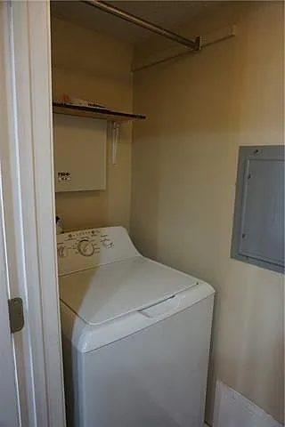1444 Carrollton Ave #203 — Photo 11