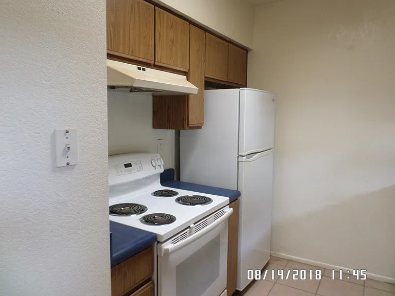 3445 N Fremont Ave #1 — Photo 6