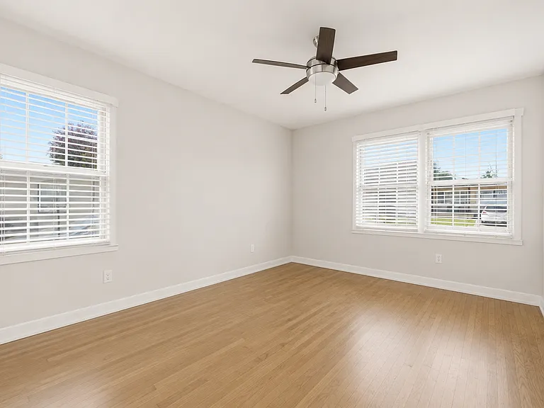 6204 Mary Lane Dr — Photo 3