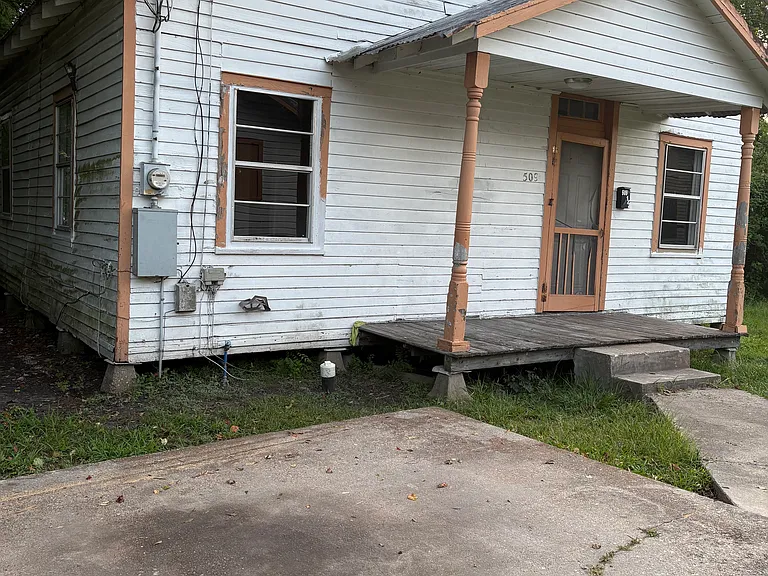 509.5 Field St — Photo 1